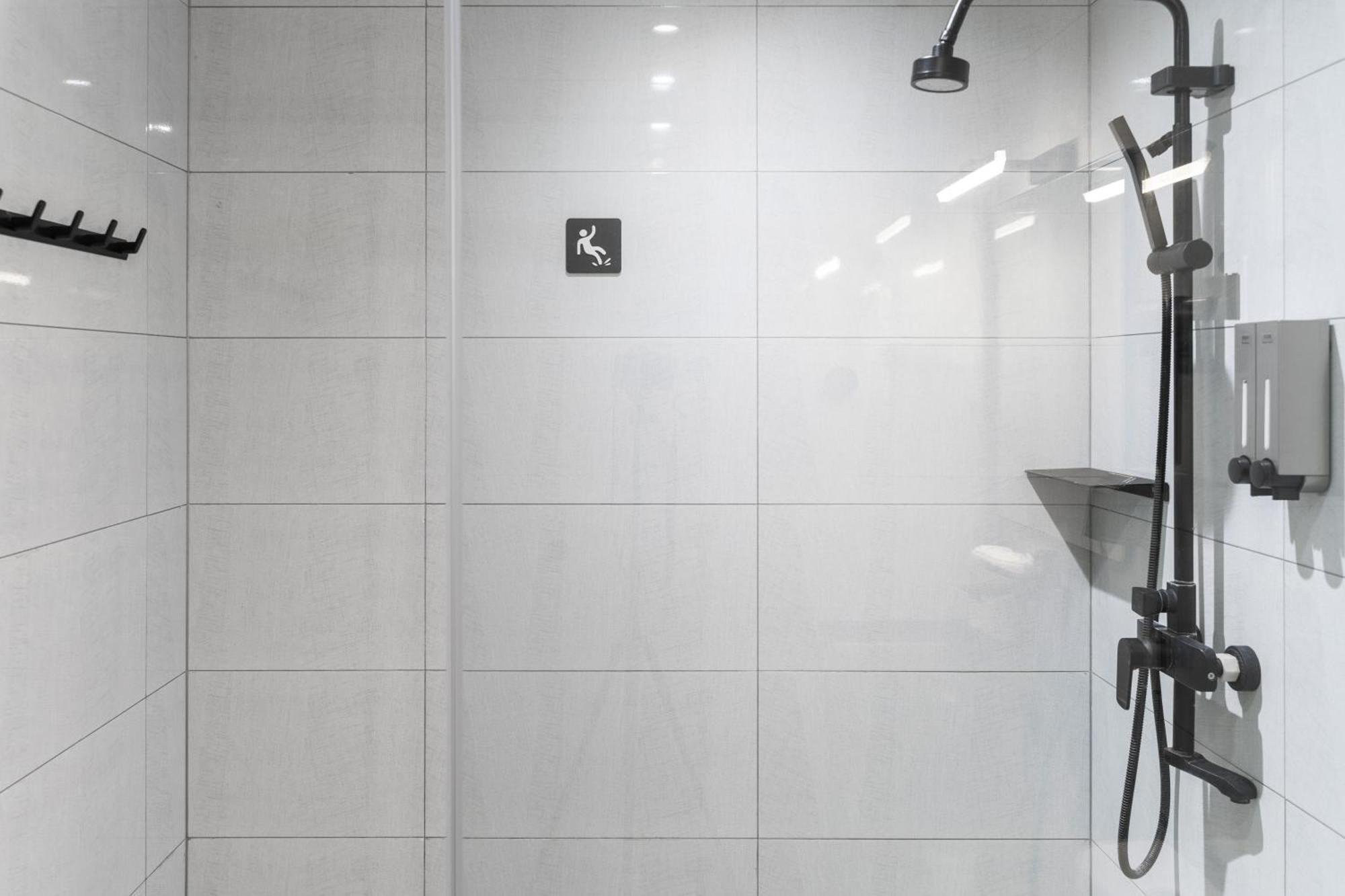 Sifang Space Hostel Xi'An - Xi'An Tiyuchang Metro Station Line2 Εξωτερικό φωτογραφία